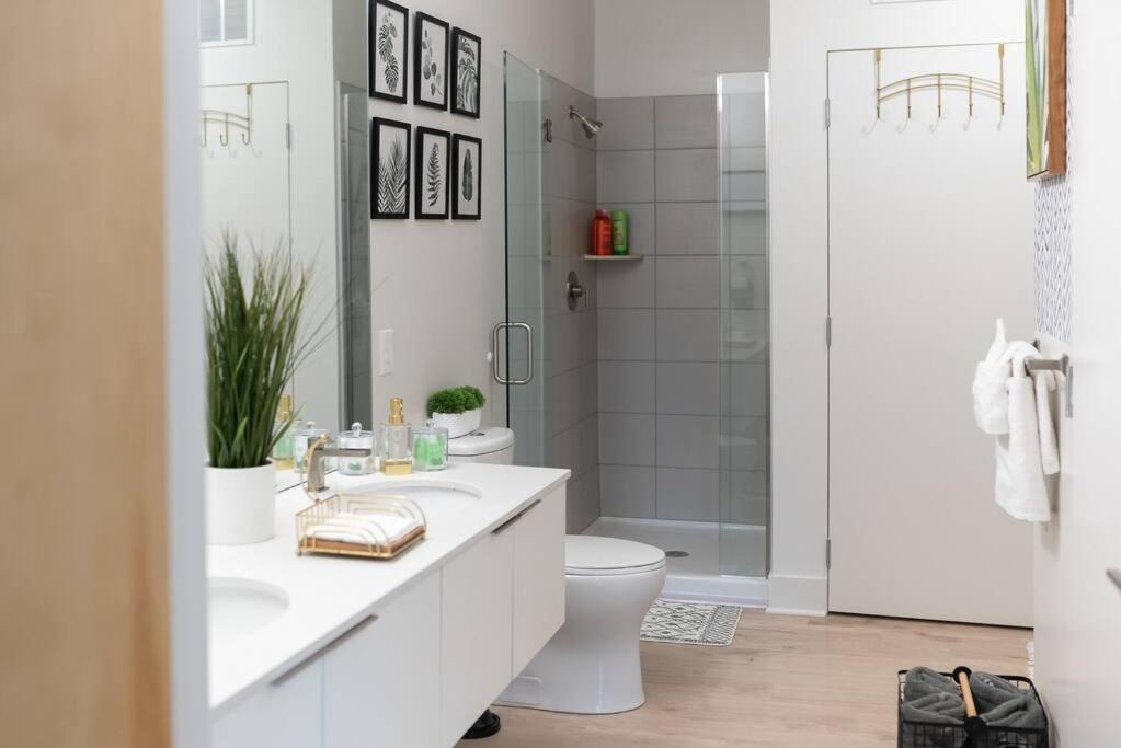 Serenity Luxe Stays Charlotte Exteriér fotografie